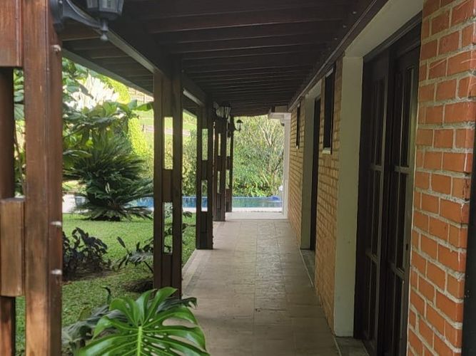 Casa de 5 alcobas en arriendo en El Estanquillo, Dosquebradas, 400 m² · foto 16 de 16