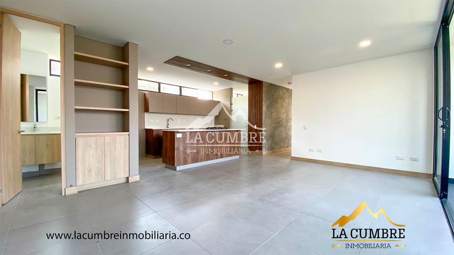 Apartamento de 3 alcobas en arriendo en La Calera, Medellín, 127 m² · foto 4 de 17