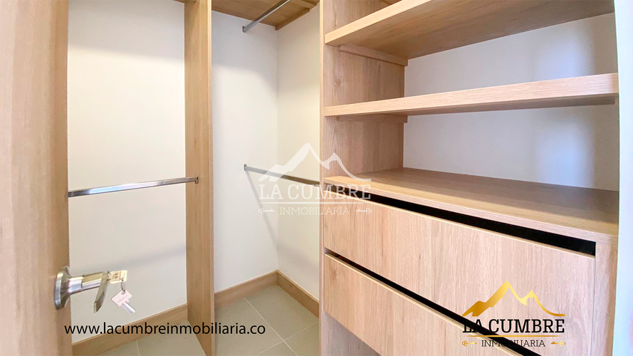 Apartamento de 3 alcobas en arriendo en La Calera, Medellín, 127 m² · foto 14 de 17