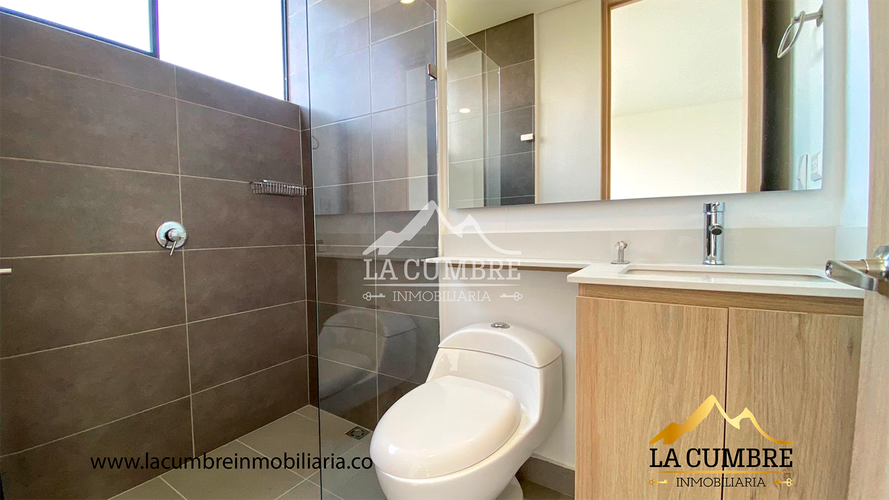 Apartamento de 3 alcobas en arriendo en La Calera, Medellín, 127 m² · foto 15 de 17