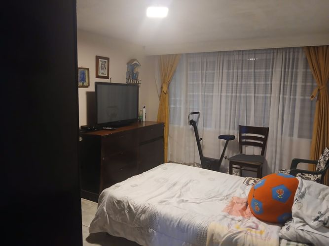 Casa de 12 alcobas en venta en Villas Del Dorado, Bogotá, 351 m² · foto 6 de 8