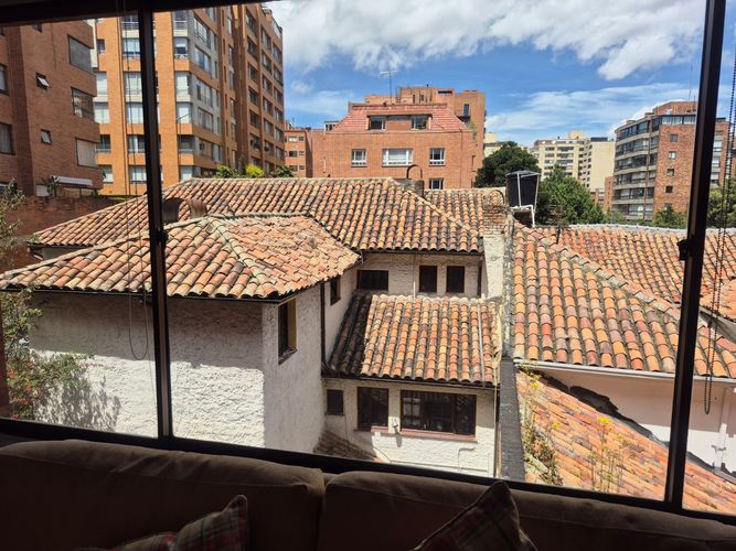 Apartamento de 3 alcobas en venta en Los Rosales, Bogotá, 208 m² · foto 9 de 22