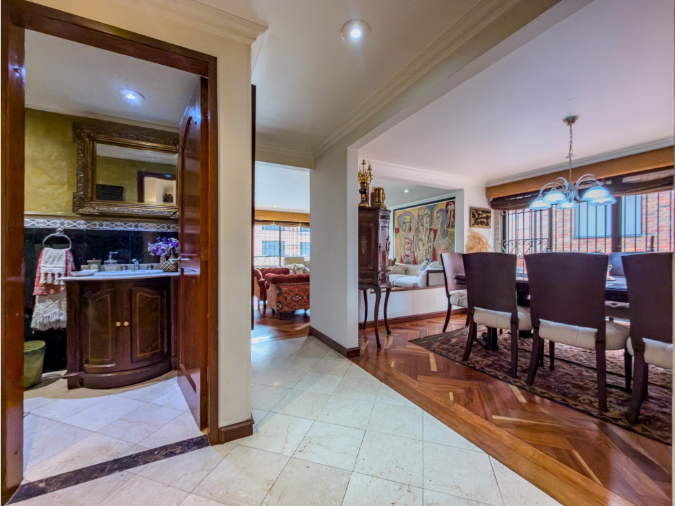 Apartamento en venta en Chicó Navarra, Bogotá · foto 9 de 24