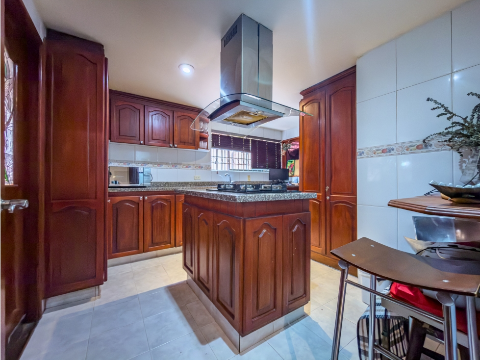 Apartamento en venta en Chicó Navarra, Bogotá · foto 11 de 24