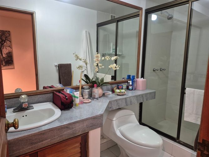 Apartamento de 3 alcobas en venta en Los Rosales, Bogotá, 208 m² · foto 15 de 22