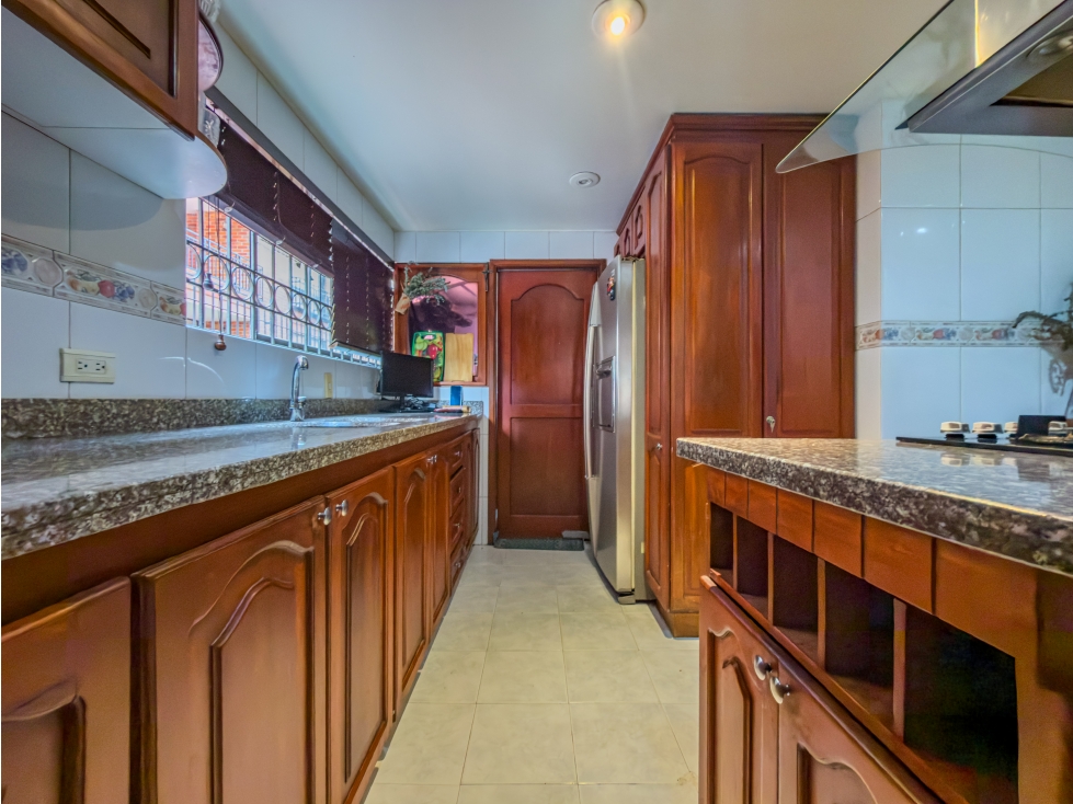 Apartamento en venta en Chicó Navarra, Bogotá · foto 12 de 24