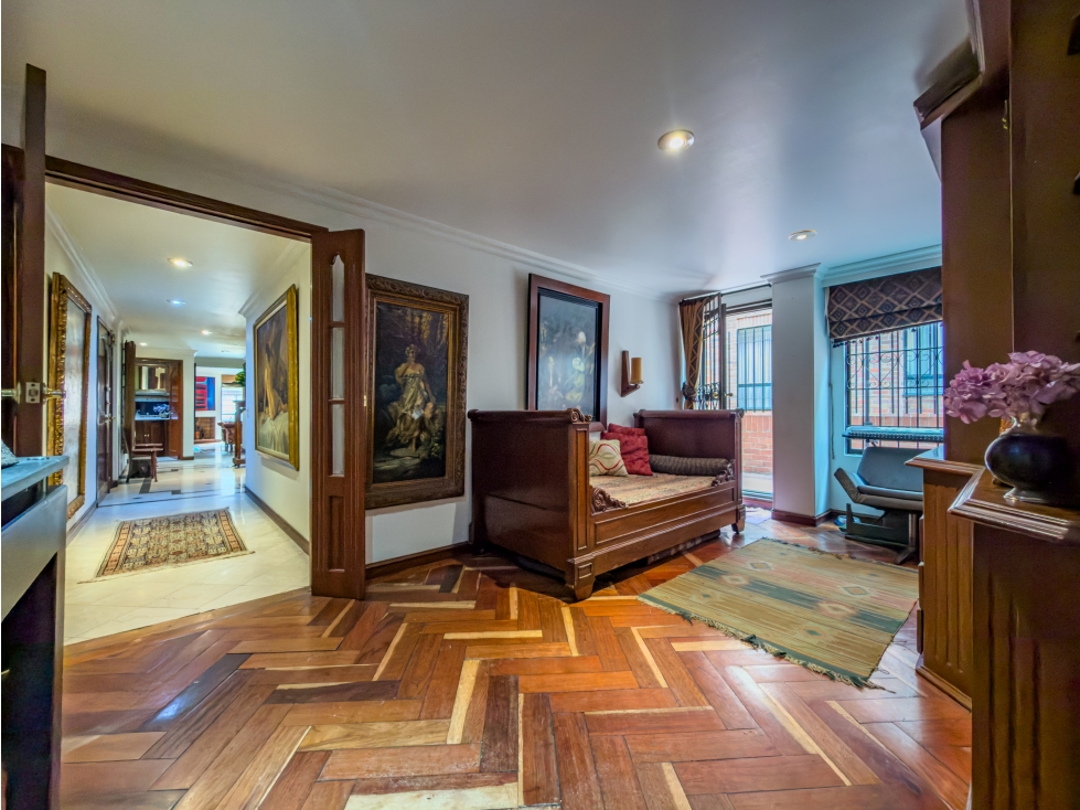 Apartamento en venta en Chicó Navarra, Bogotá · foto 15 de 24
