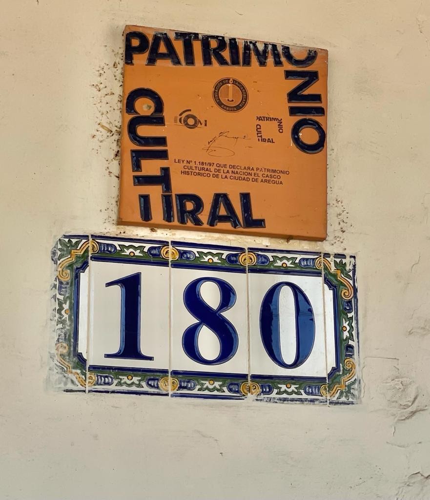 CASA PATRIMONIO CULTURAL EN LA CIUDAD DE AREGUA — foto 3
