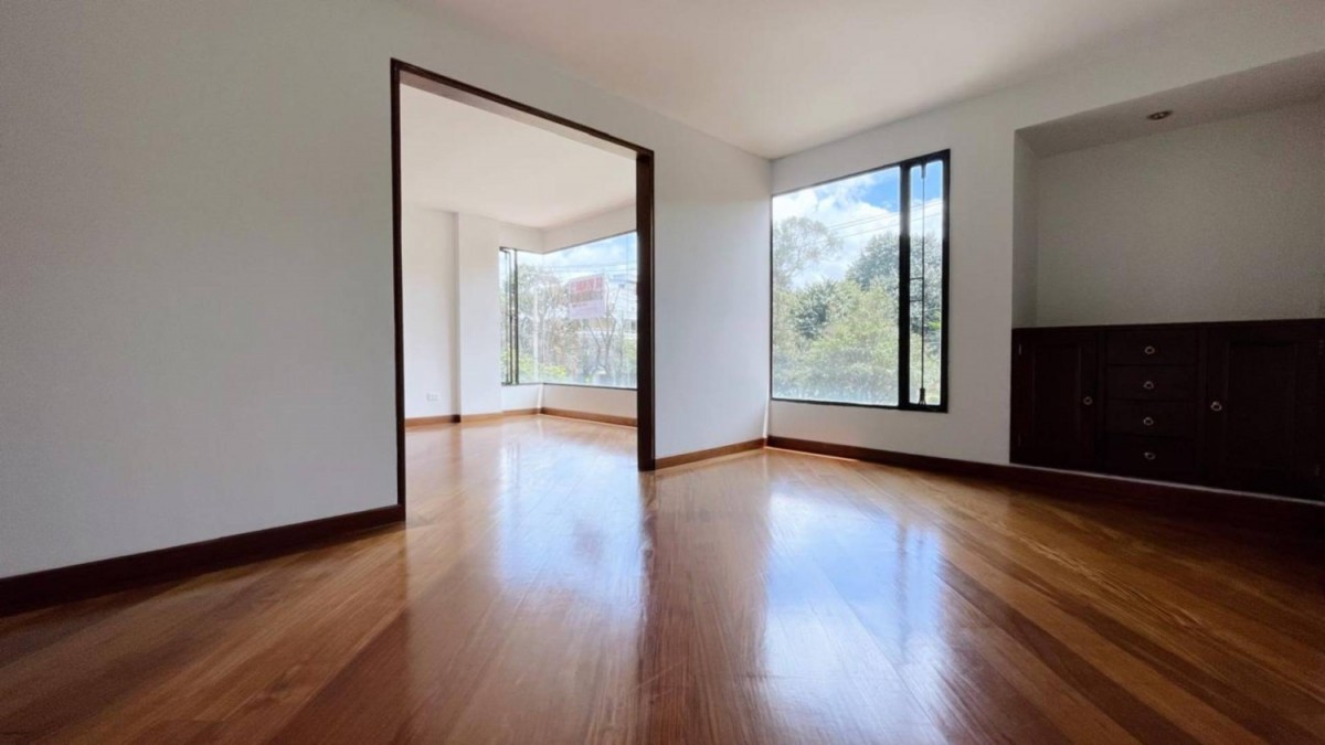 Apartamento en venta en Bella Suiza, Bogotá · foto 8 de 21