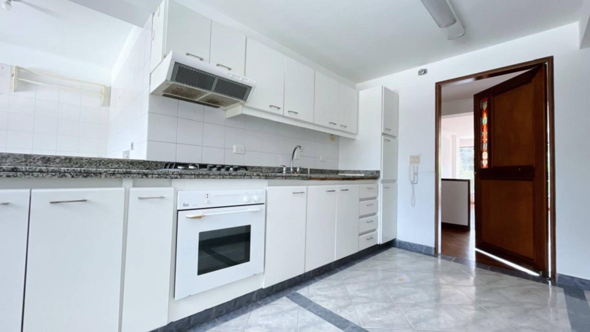 Apartamento en venta en Bella Suiza, Bogotá · foto 10 de 21