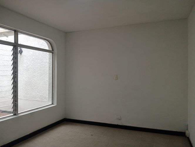 Oficina en arriendo en Laureles, Medellín, 223 m² · foto 7 de 19