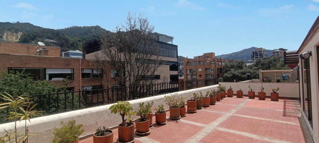 Apartamento en venta en Bella Suiza, Bogotá · foto 2 de 18