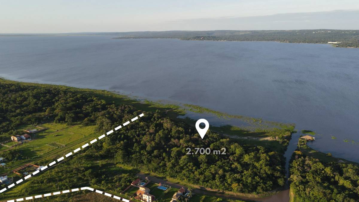 VENDO TERRENO SOBRE EL LAGO YPACARAÍ — foto 3