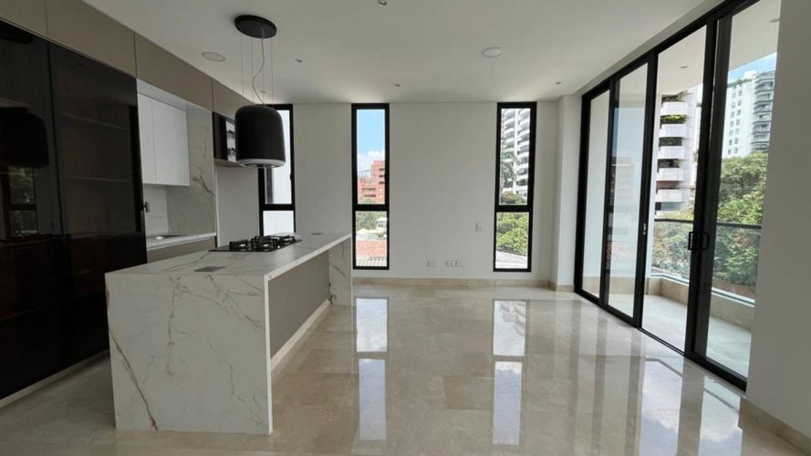 Apartamento de 3 alcobas en venta en Belalcazar, Cali, 112 m² · foto 1 de 8