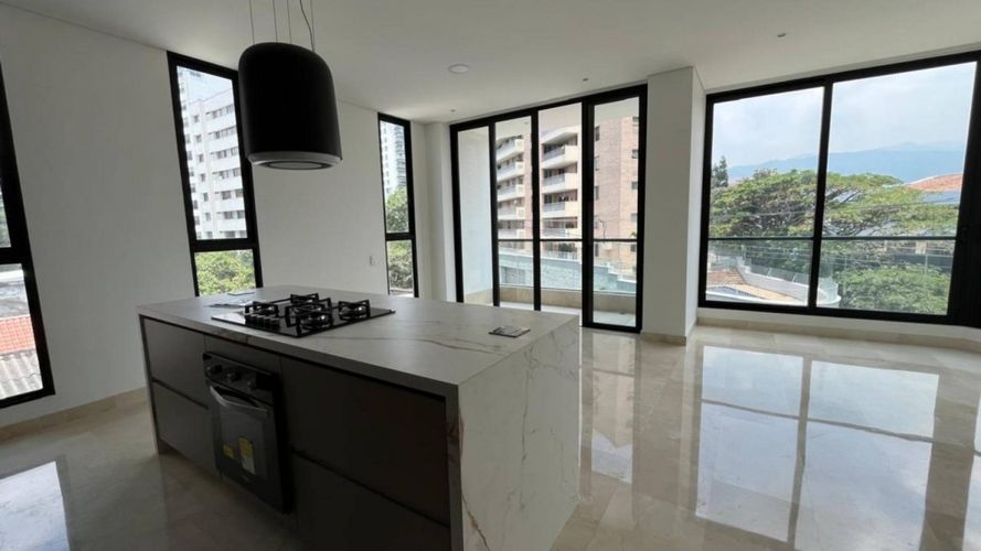 Apartamento de 3 alcobas en venta en Belalcazar, Cali, 112 m² · foto 2 de 8