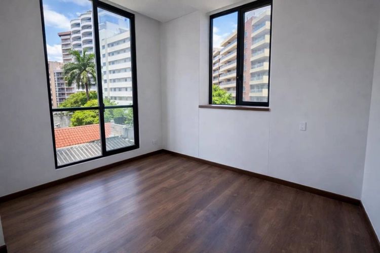 Apartamento de 3 alcobas en venta en Belalcazar, Cali, 112 m² · foto 4 de 8