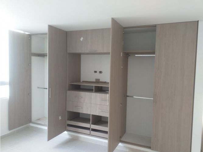 Apartamento de 3 alcobas en venta en La Pola, Ibagué, 140 m² · foto 7 de 24