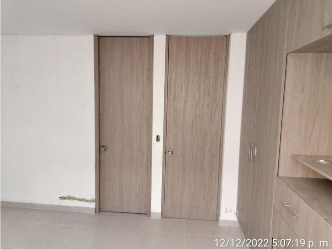 Apartamento de 3 alcobas en venta en La Pola, Ibagué, 140 m² · foto 16 de 24