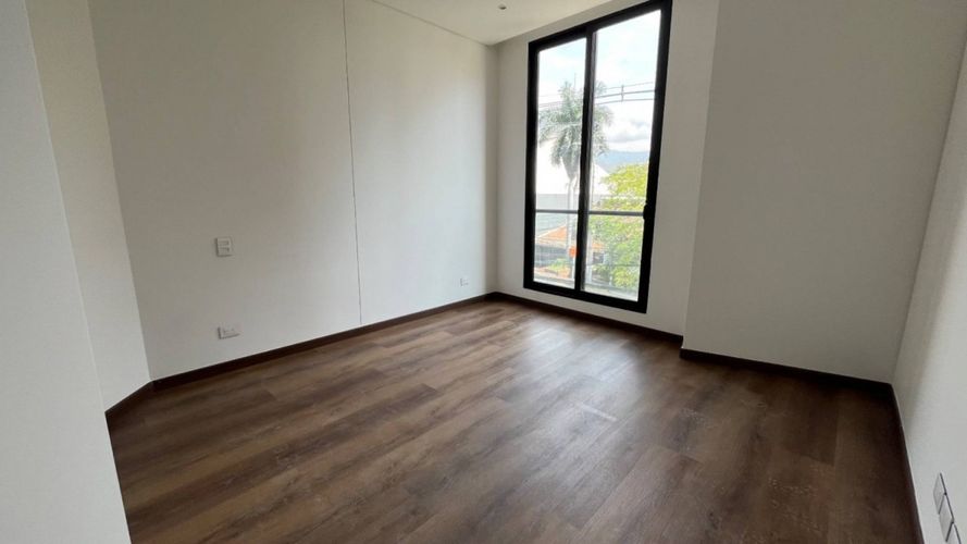 Apartamento de 2 alcobas en venta en Belalcazar, Cali, 81 m² · foto 4 de 8