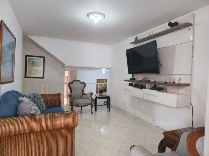 Casa de 4 alcobas en venta en Belén, Medellín, 149 m² · foto 7 de 16