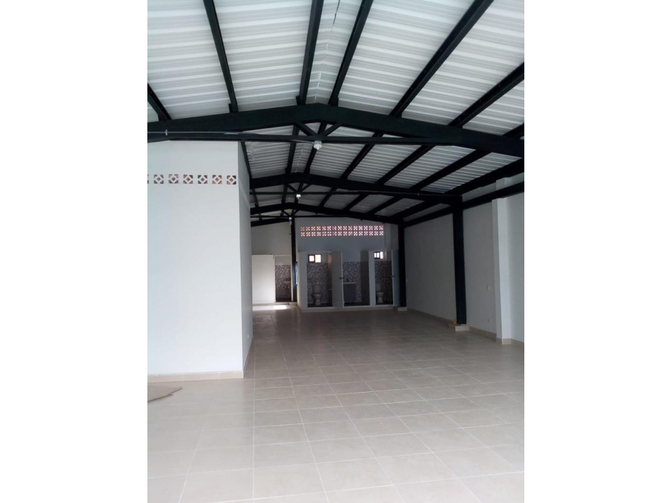 Warehouse for sale in Guayabal, Medellín 4