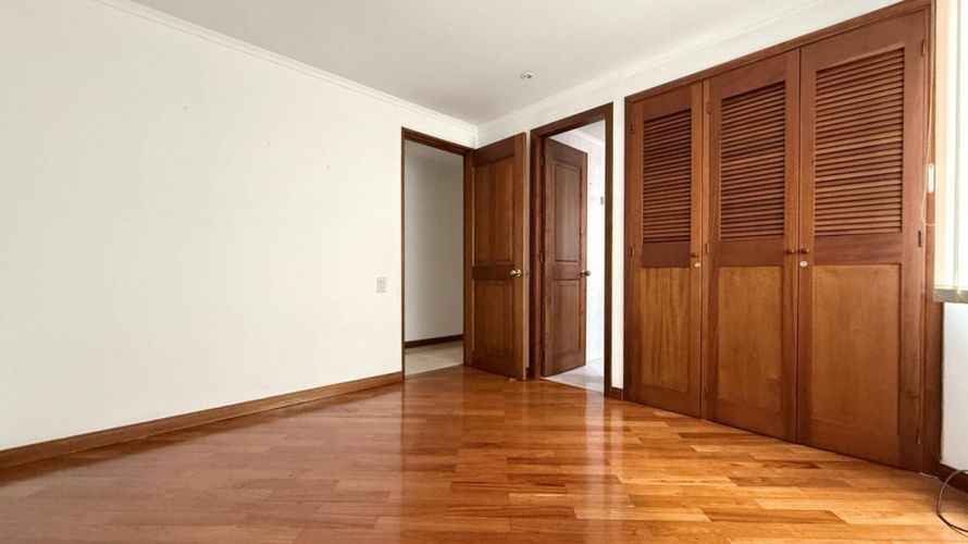 Apartamento de 3 alcobas en arriendo en La Florida, Medellín, 170 m² · foto 19 de 24