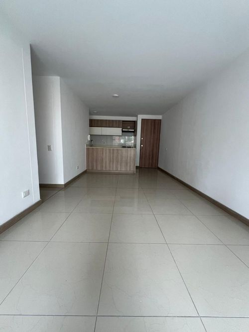 Apartamento de 3 alcobas en venta en San Jose, Sabaneta, 83 m² · foto 6 de 13