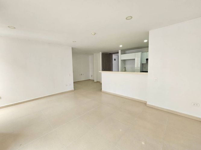 Apartamento de 3 alcobas en venta en Sotomayor, Bucaramanga, 85 m² · foto 3 de 10