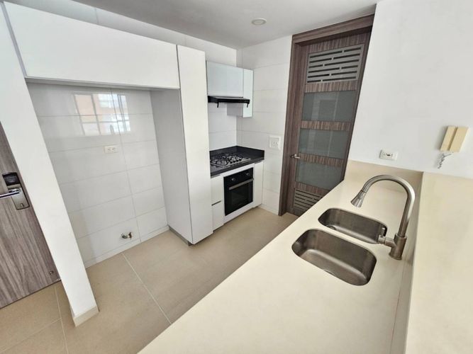 Apartamento de 3 alcobas en venta en Sotomayor, Bucaramanga, 85 m² · foto 5 de 10