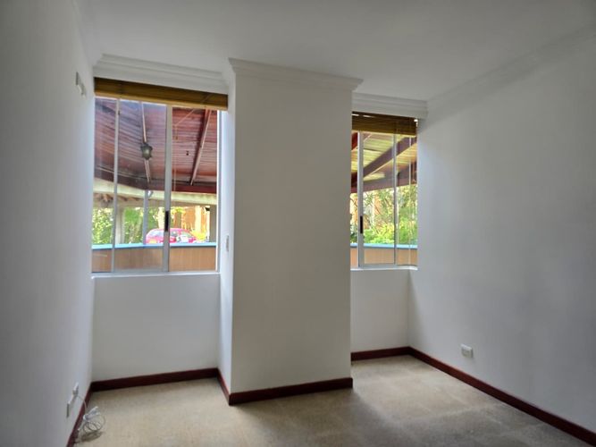 Apartamento de 3 alcobas en arriendo en Belén, Medellín, 140 m² · foto 8 de 18