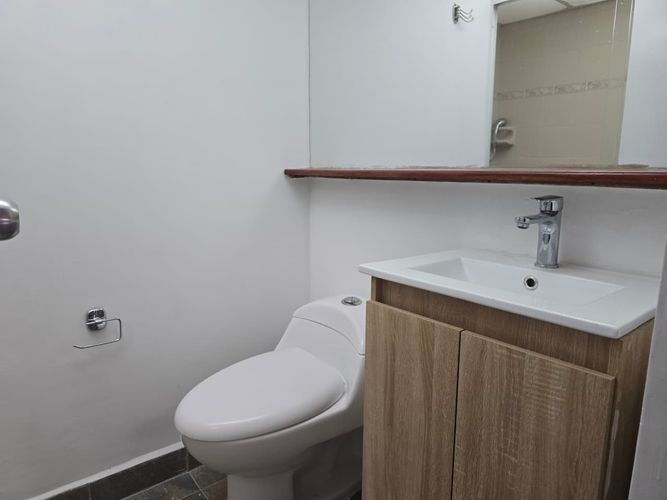 Apartamento de 3 alcobas en arriendo en Belén, Medellín, 140 m² · foto 7 de 18