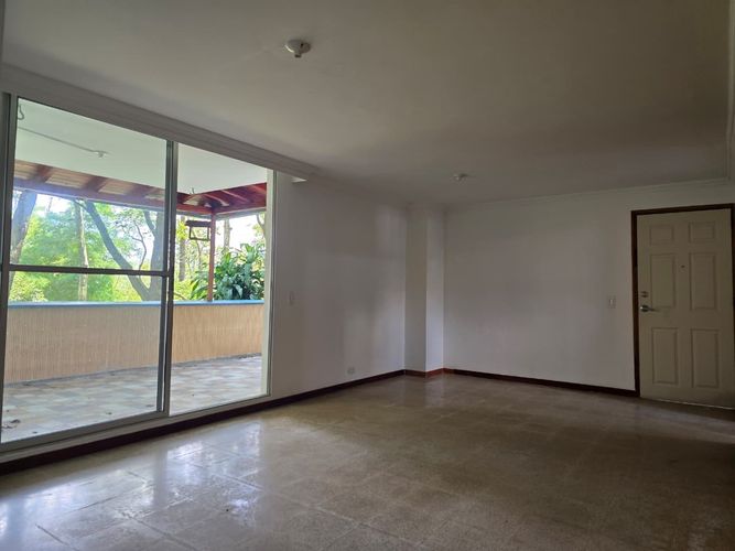 Apartamento de 3 alcobas en arriendo en Belén, Medellín, 140 m² · foto 5 de 18