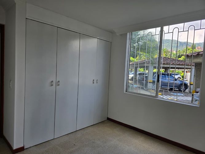 Apartamento de 3 alcobas en arriendo en Belén, Medellín, 140 m² · foto 14 de 18