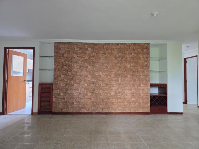Apartamento de 3 alcobas en arriendo en Belén, Medellín, 140 m² · foto 9 de 18