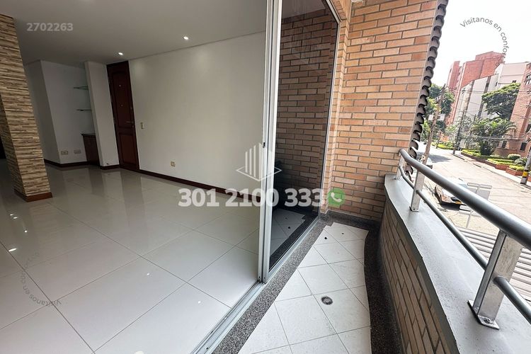 Apartamento de 3 alcobas en arriendo en Laureles, Medellín, 105 m² · foto 4 de 20
