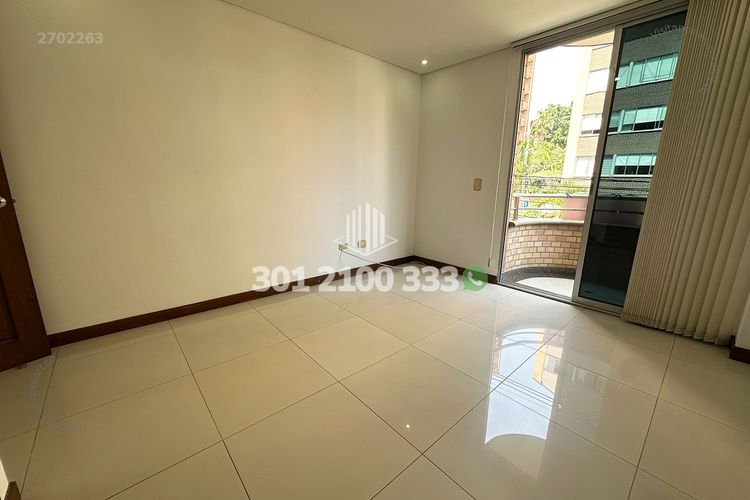 Apartamento de 3 alcobas en arriendo en Laureles, Medellín, 105 m² · foto 17 de 20
