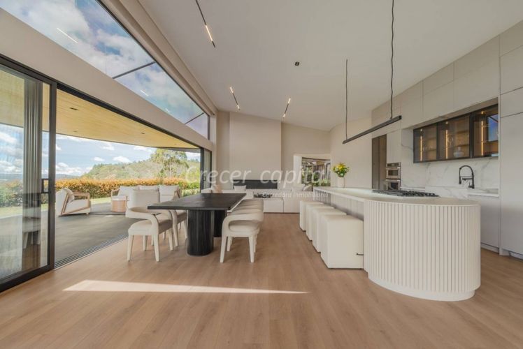 Casa de 4 alcobas en venta en Don Diego, El Retiro, 653 m² · foto 6 de 9