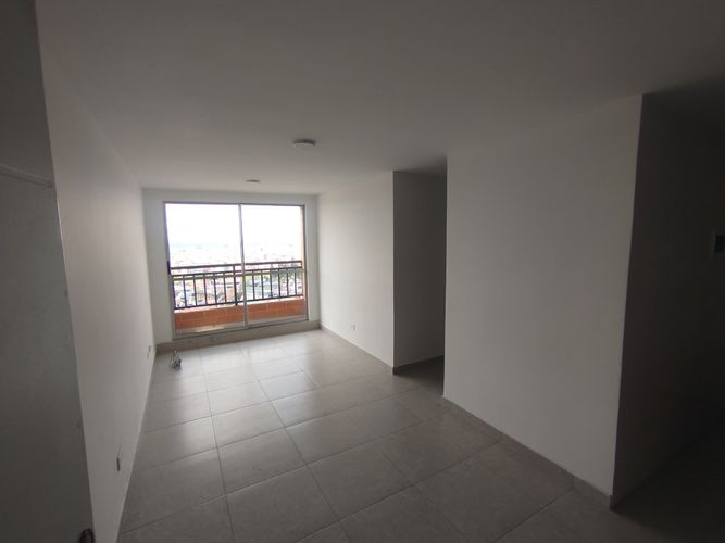 Apartamento en venta en Fontibon, Bogotá · foto 2 de 24