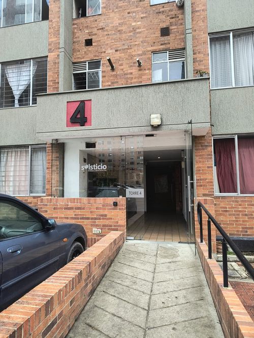Apartamento en venta en Fontibon, Bogotá · foto 2 de 11