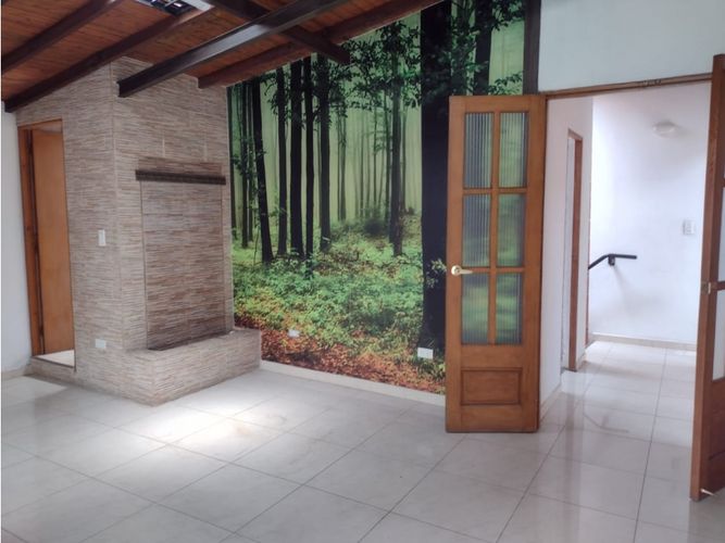 Bodega en arriendo en Belén San Bernardo, Medellín, 351 m² · foto 6 de 10