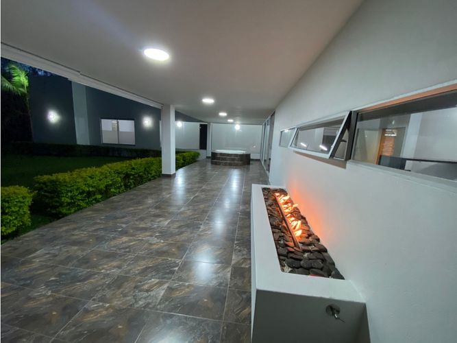 Casa de 5 alcobas en venta en Llano Grande, Rionegro, 350 m² · foto 23 de 24