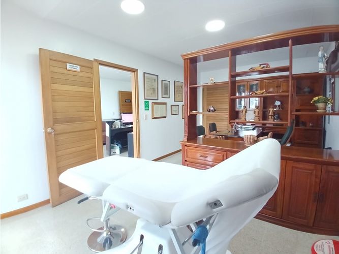 Consultorio en venta en La Mota, Medellín, 23 m² · foto 3 de 9