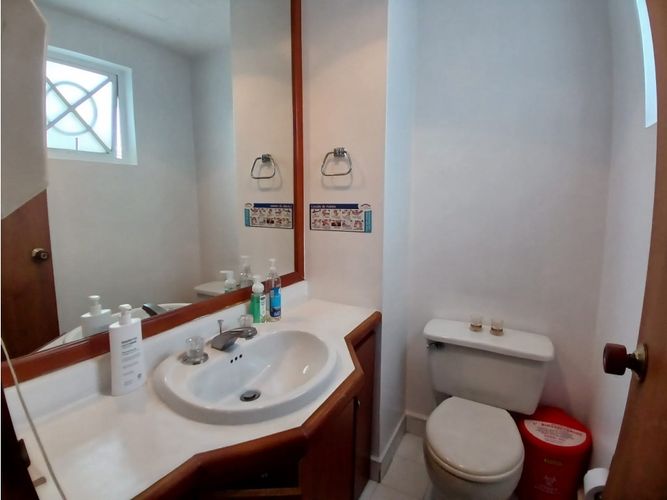 Consultorio en venta en La Mota, Medellín, 23 m² · foto 8 de 9