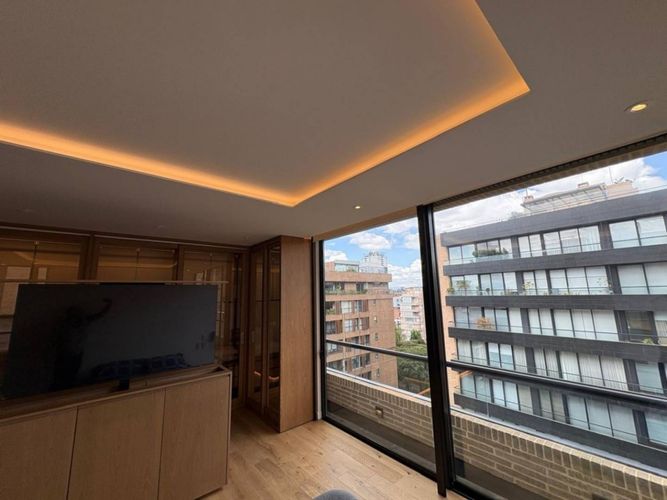 Apartamento de 3 alcobas en venta en Chico, Bogotá, 236 m² · foto 10 de 24