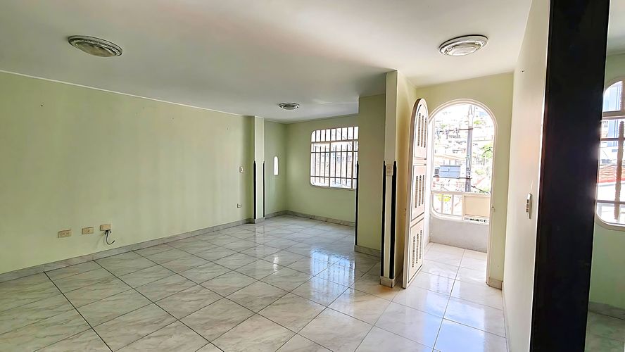 Casa de 5 alcobas en venta en Molinos Altos, Floridablanca, 375 m² · foto 6 de 16