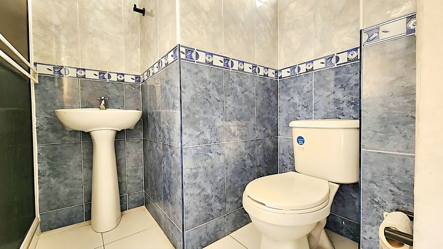 Casa de 5 alcobas en venta en Molinos Altos, Floridablanca, 375 m² · foto 15 de 16