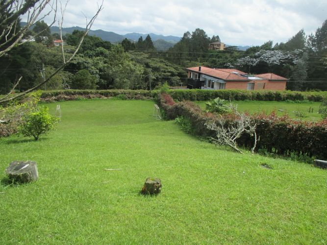 Casa de 5 alcobas en venta en Loma Del Escobero, Envigado, 1900 m² · foto 5 de 24