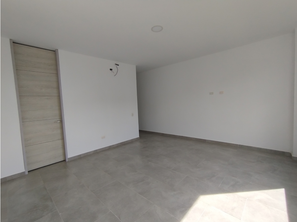 Casa en venta en Cerritos, Pereira · foto 2 de 24