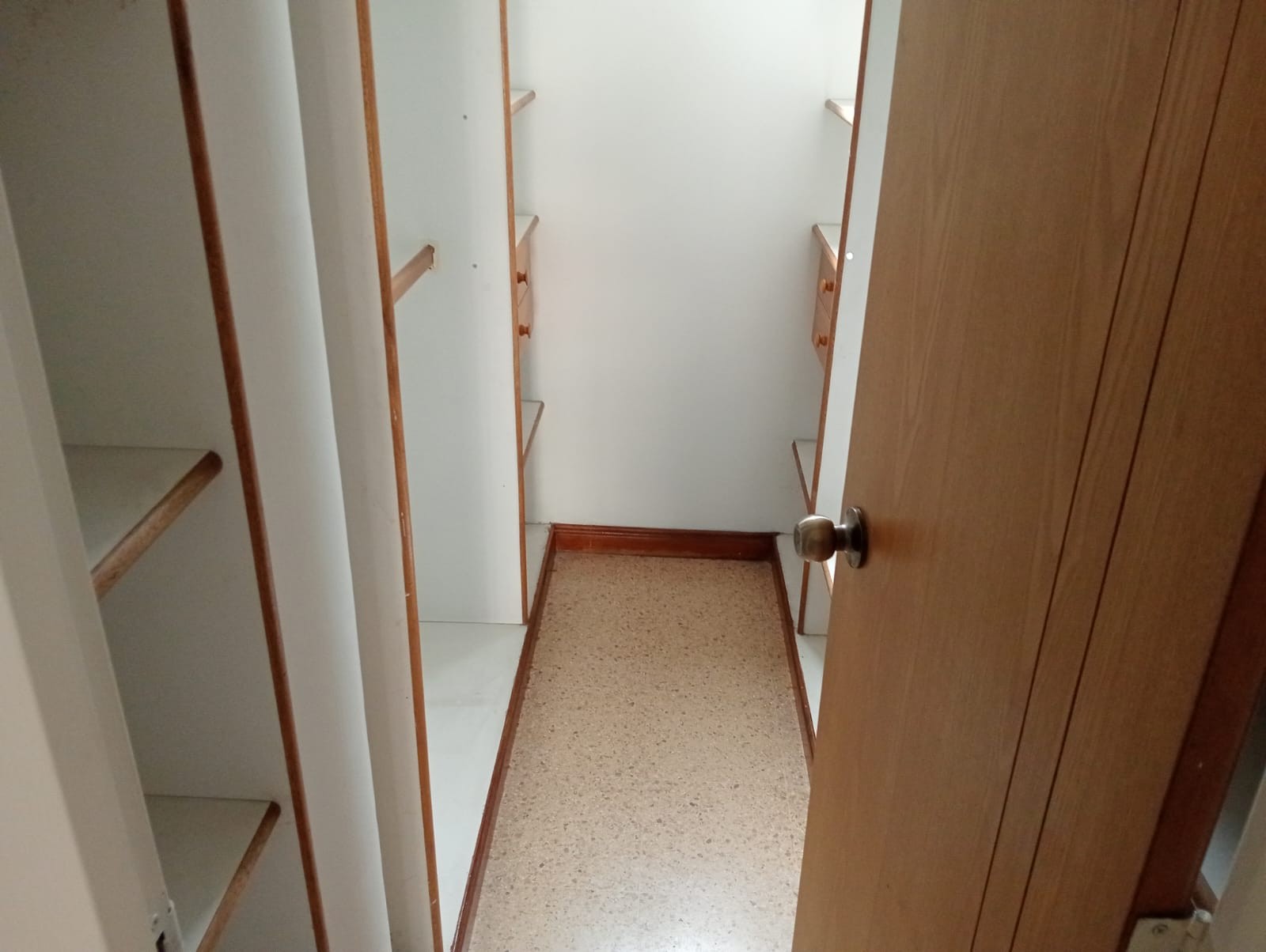 Apartamento en arriendo en Laureles, Medellín · foto 7 de 17