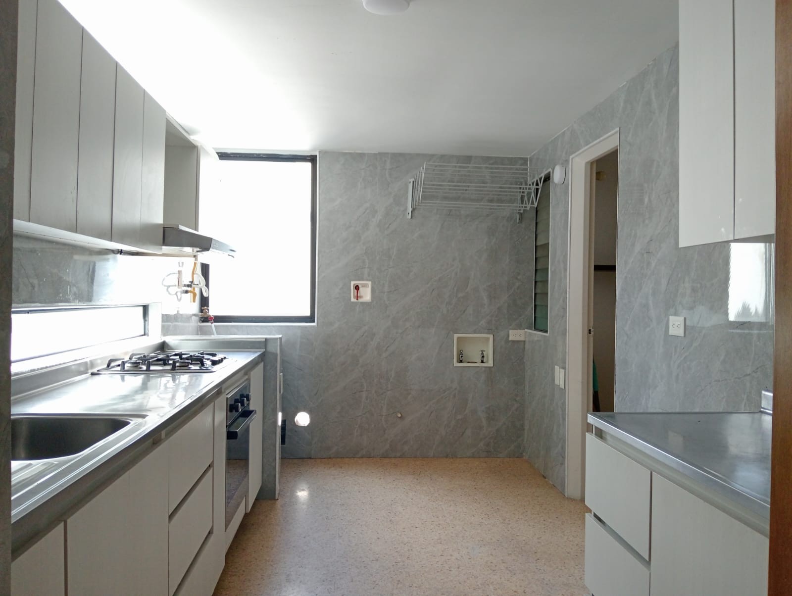 Apartamento en arriendo en Laureles, Medellín · foto 9 de 17